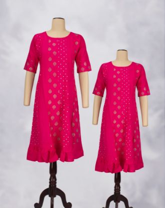 Picture of Magenta Gold Printed Kurti