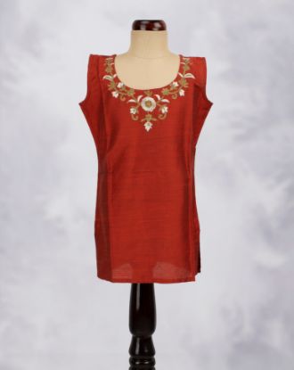Picture of Maroon Embroidered Crop Top