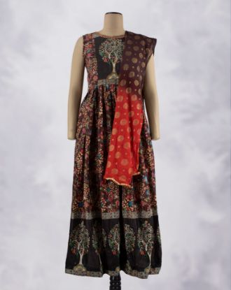 Picture of Red Stone Work Border Anarkali