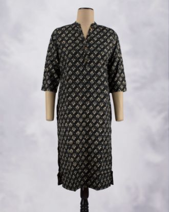Picture of Black Floral Printed Straight Kurti