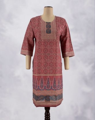 Picture of  Maroon Hakoba Straight Kurti