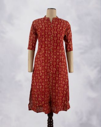 Picture of Maroon Chinese Collar Straight Kurti
