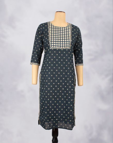 Picture of Green Printed Straight Kurti