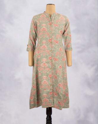 Picture of Green Floral Prints Straight Kurti