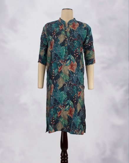 Picture of Green Printed Straight Kurti